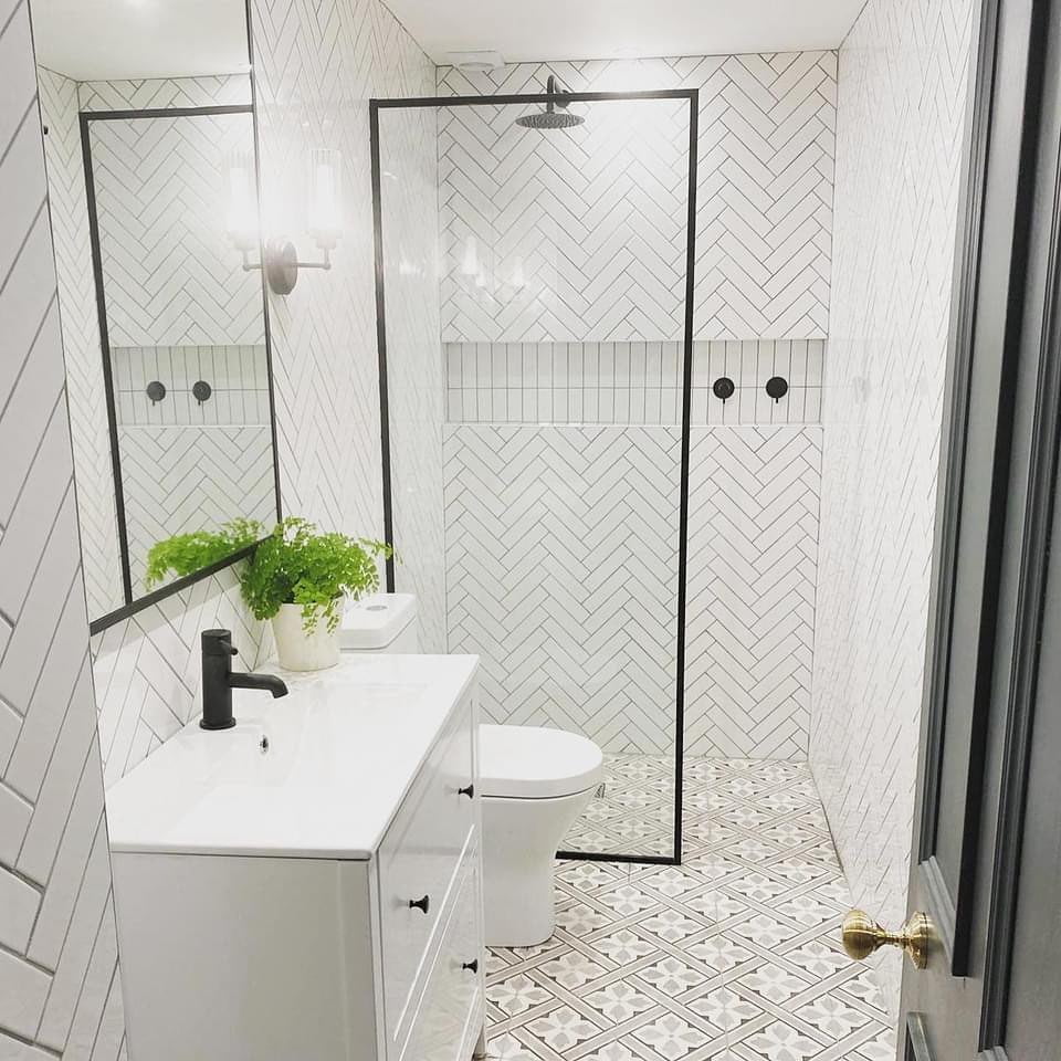 contemporary bathroom black and white